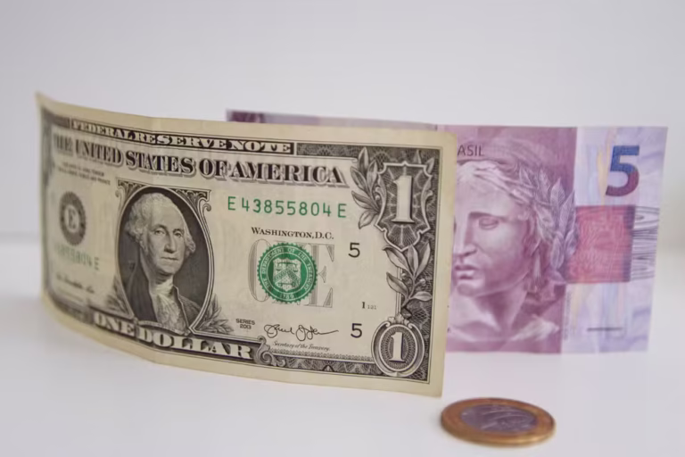 DOLAR